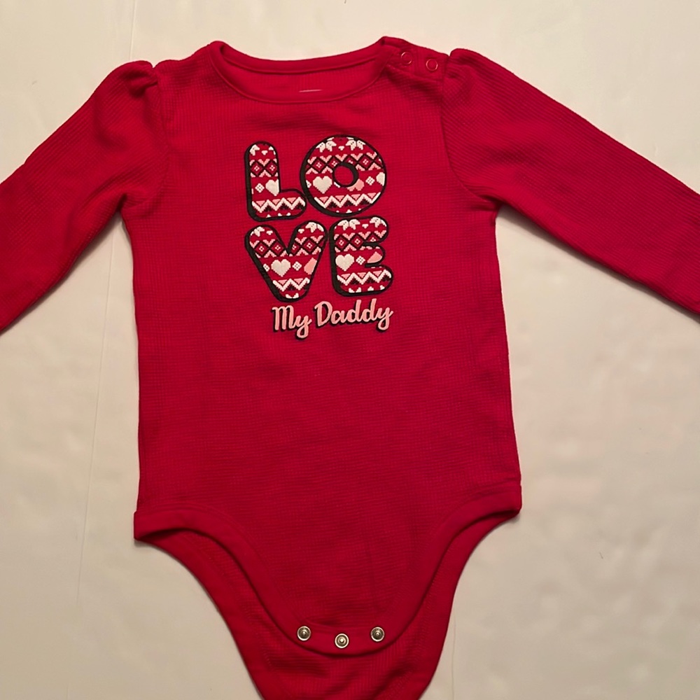Garanimals toddler girl Onesie (Love my Daddy) size 24M, color red .